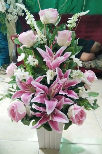 bunga meja
